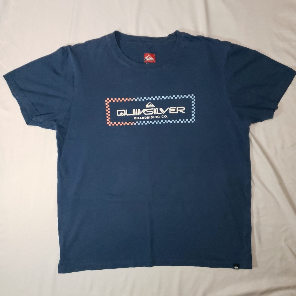 Quiksilver Men's Blue T-Shirt